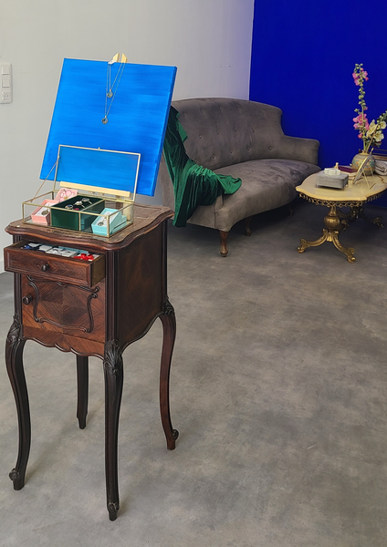 Jardin d’eau aux roses trémières - Œuvre d’art originale — Miniature